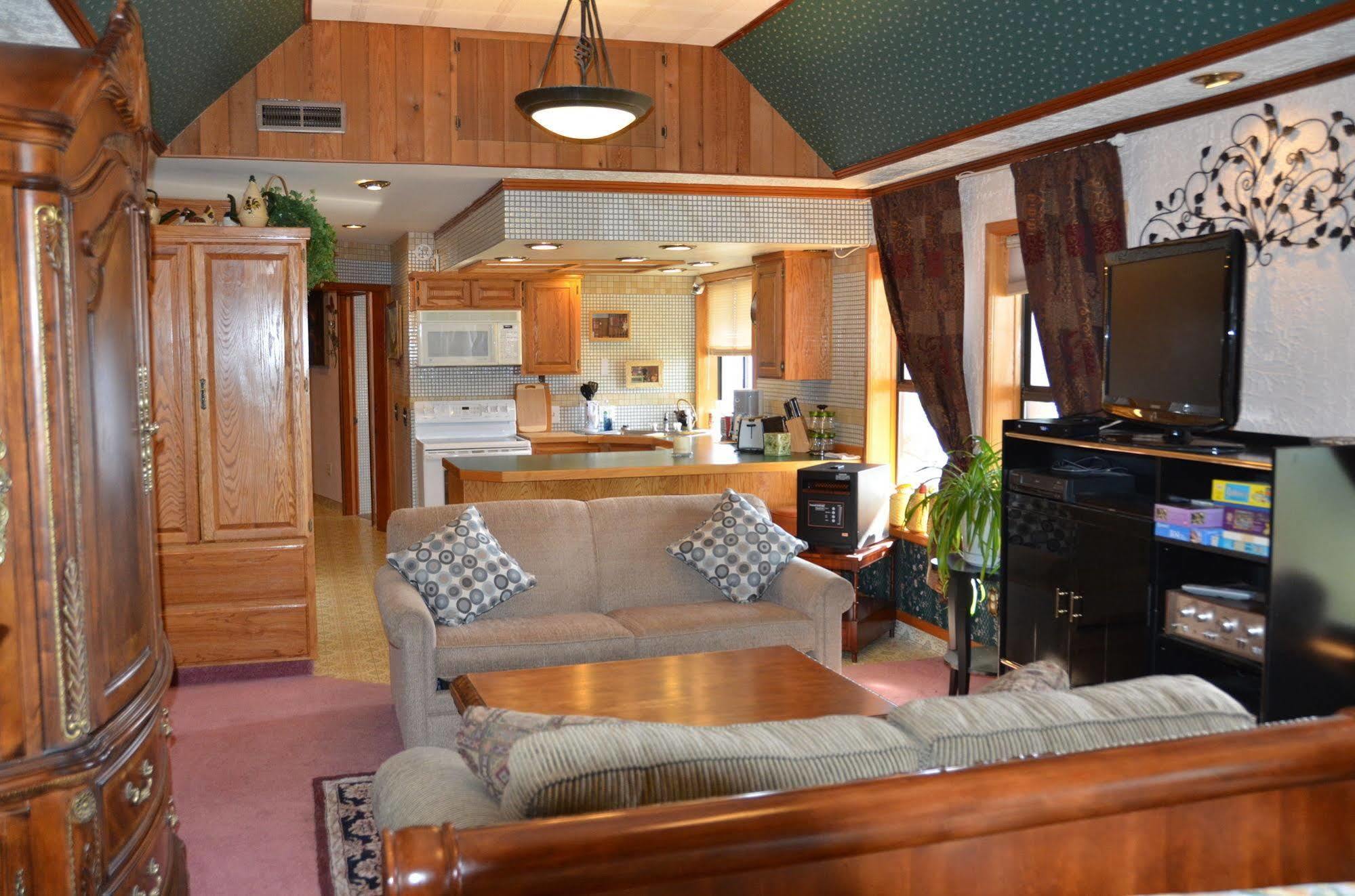 Where Eagles Fly Bed & Breakfast Elk Point Eksteriør bilde
