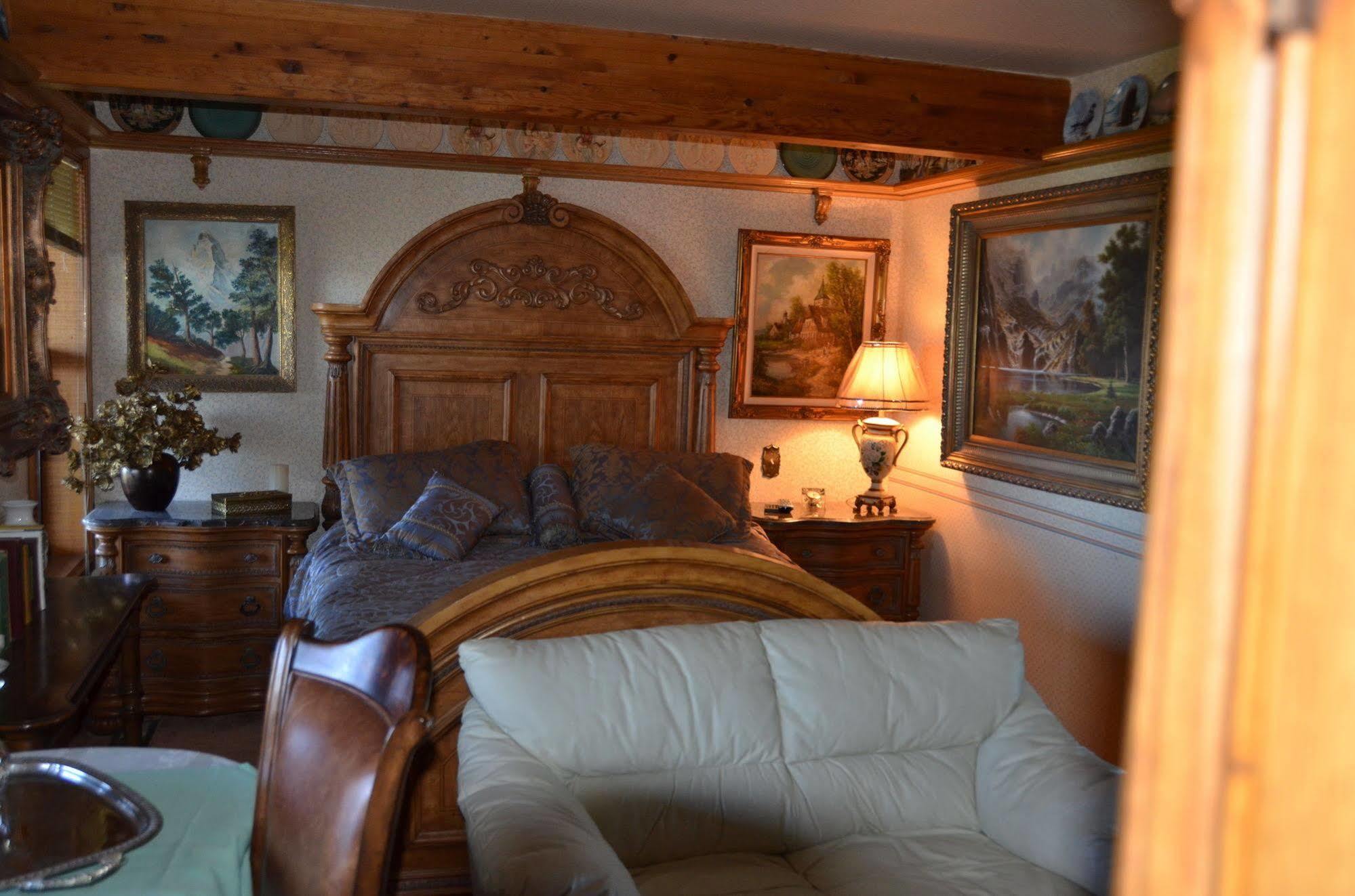 Where Eagles Fly Bed & Breakfast Elk Point Eksteriør bilde